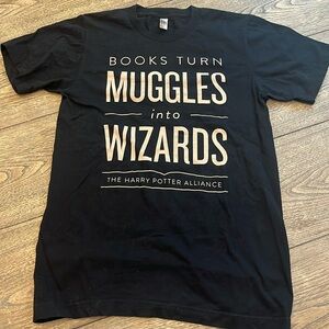 Harry Potter Shirt - Books Turn Muggles Into Wizards - size S